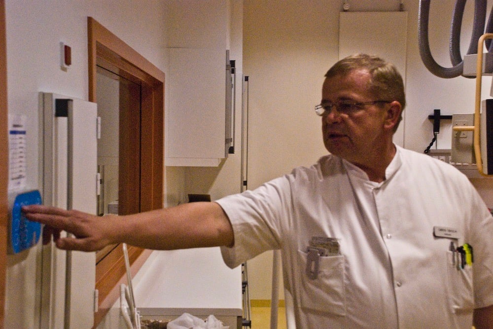 Søren Søholm viser hvordan han bruger Chromavisos ergonomiske lys Chroma Zona