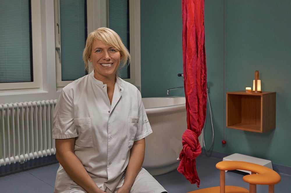 Portrait of midwife Karina Lund at the maternity ward in Kolding