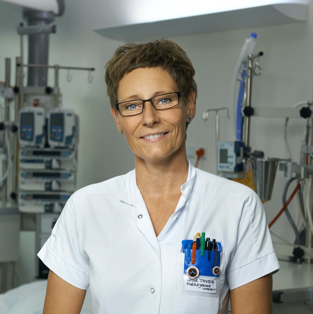Portræt af sygeplejerske Jane Tovsig